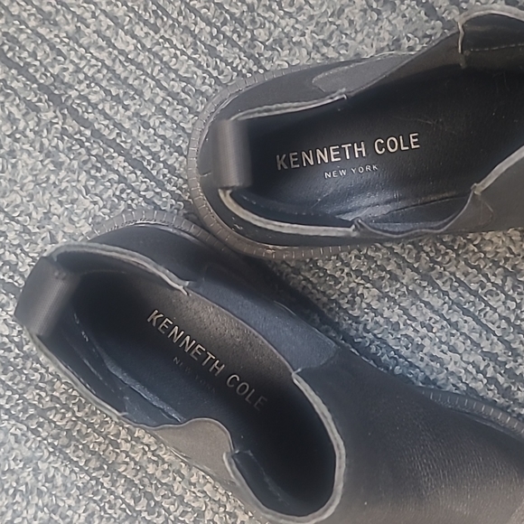 Kenneth Cole leather booties sz 6 - Picture 2 of 2